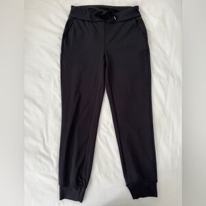 Black high rise joggers with drawstring waist and pockets- worn once